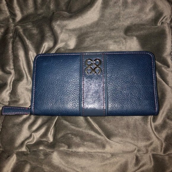 Coach Handbags - Coach Leather Julia Wallet